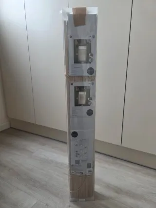 Persiana Veneciana madera color natural.