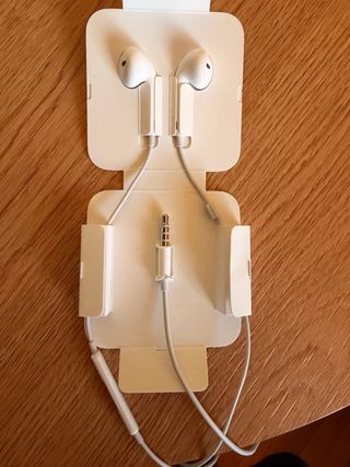 Apple EarPods con jack 3.5mm