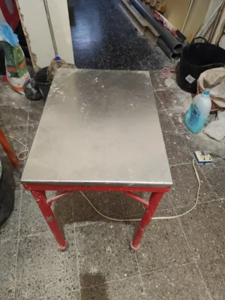 Tavolo in acciaio inossidabile