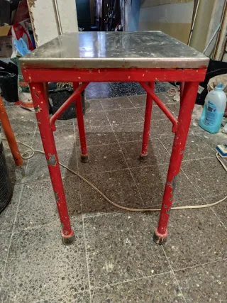 Tavolo in acciaio inossidabile