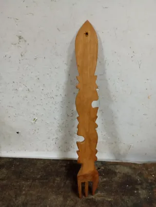 LIQUIDACIÓN 2026 Tenedor madera étnico tallado