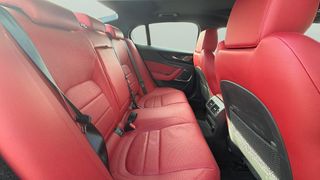 Jaguar XE 2.0D I4 R-Dynamic S RWD AT 184 kW (250 CV)