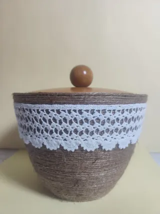 Biscottiera pizzo antico salentino