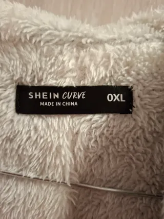 Parka Shein Curve Negra con Borreguito