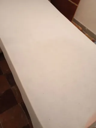 Somier de metal y madera con colchón