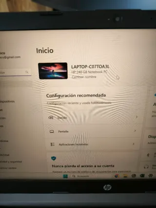 Ordenador portátil HP 240 G8 Notebook PC