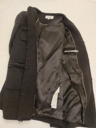 Abrigo Pedro del Hierro Negro