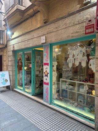 SE TRASPASA TIENDA DE BEBÉS EN CÁDIZ