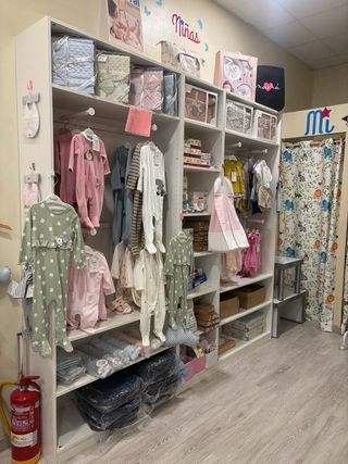 SE TRASPASA TIENDA DE BEBÉS EN CÁDIZ