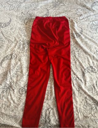 Pantalones Guess Rojos con Logo Lateral