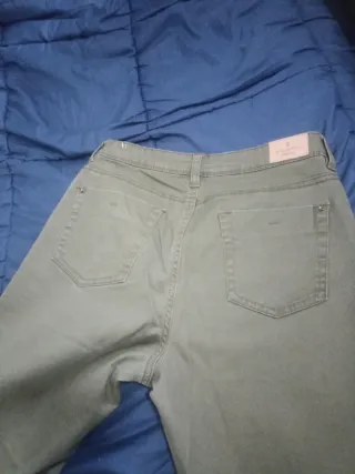 Pantalón vaquero mujer verde oliva