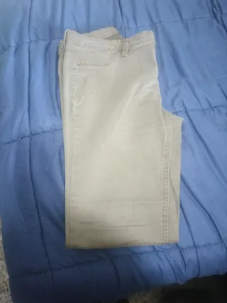 Pantalón vaquero mujer verde oliva