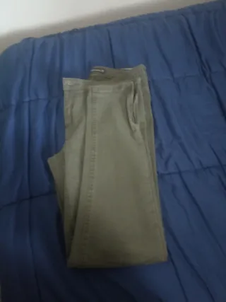 Pantalón vaquero mujer verde oliva