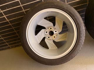 Llantas con gomas para VW Golf 8 “ORIGINALES”