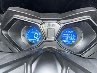 Wottan Storm 125cc Maxiscooter Negra