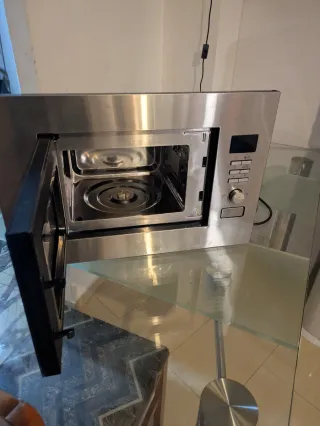 Microondas TAURUS Empotrable Nuevo