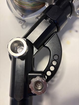 Conjunto caña y carrete atun gigante