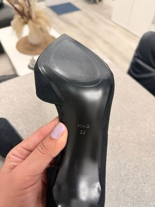 Zapatos de tacón negros