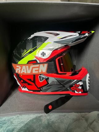 Casco LS2 (L) y gafas Raven