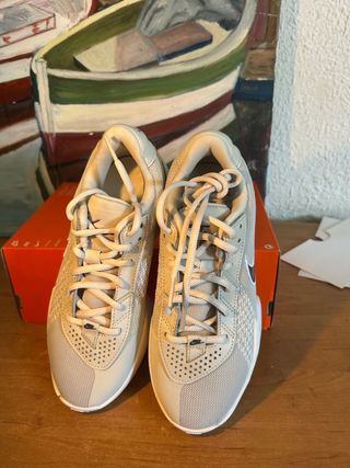 Zapatillas Nike Air Zoom G.T. Cut Academy Nuevas