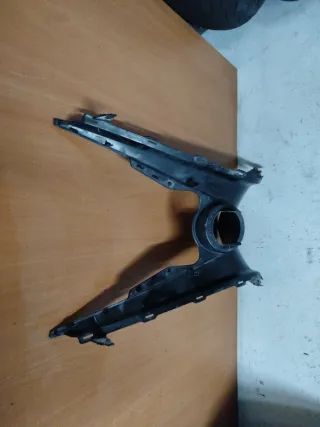 Tapa Central Depósito Yamaha N-MAX 125 (16-17)