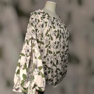 Camiseta Ralph Lauren floral rosa y verde