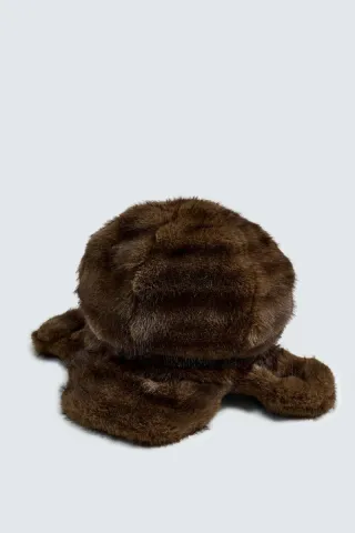 Gorro de pelo visón Disney Zara