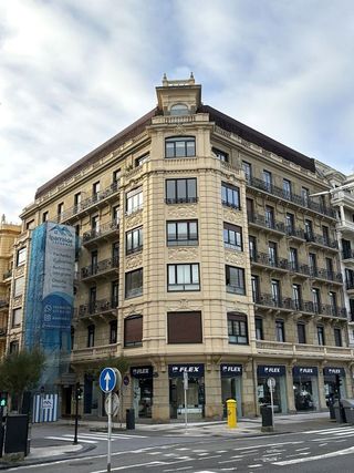 Piso en venta en Gros en San Sebastián-Donostia