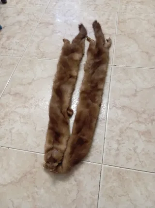 Cuello de piel auténtico marrón