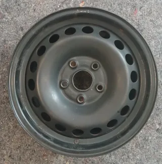 Cerchio 15" Volkswagen Golf 7