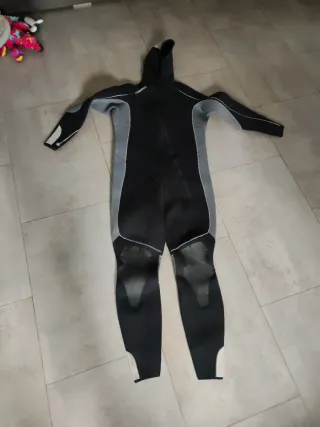 Traje de buceo talla 2XL