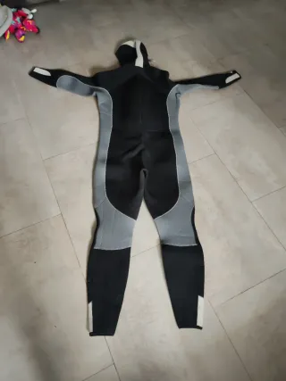 Traje de buceo talla 2XL