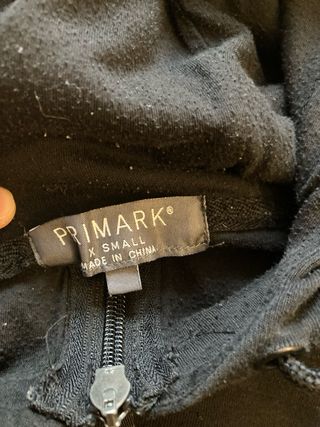 Felpa con zip grigia e nera