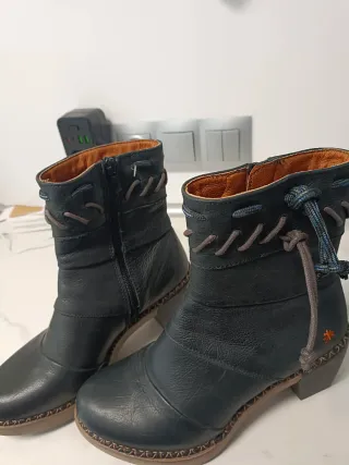 Botines Art negros usados una vez