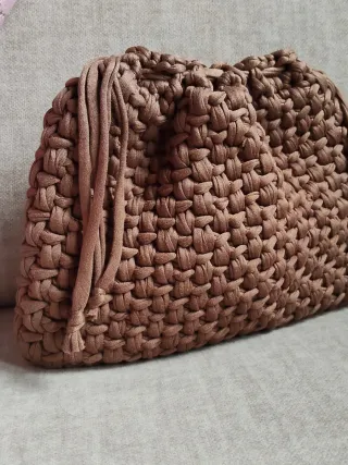 Pochette Bottega in fettuccia marrone