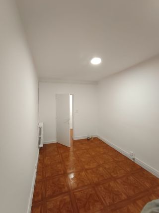 ALQUILO PISO 3 HABITACIONES