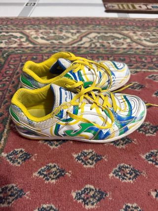 Scarpe Adidas, Joma e scarpe da calcio 15 paia