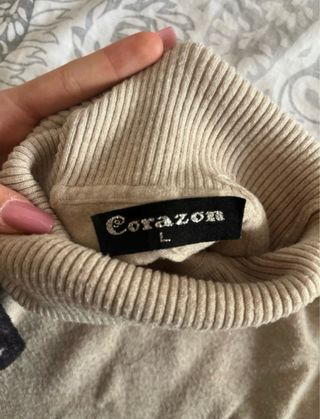 Jersey negro ,Beige y azul grisáceo de cuello alto