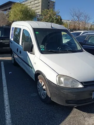 Opel Combo 2011