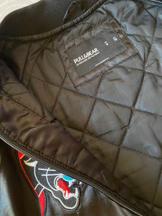 Chaqueta Pull&Bear Negra y Verde Militar