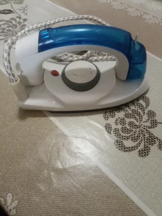 Mini plancha de vapor