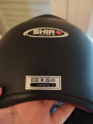 Casco de moto negro