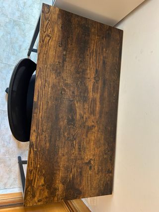 Vendo escritorio y silla de oficina por mudanza.