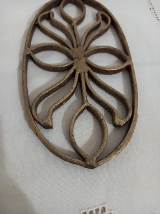 Fregio in ferro battuto decorativo