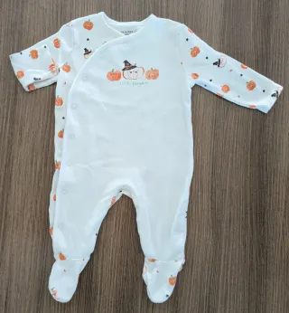 Pelele bebé calabazas Halloween Primark