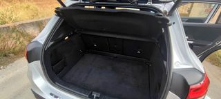 Mercedes-Benz GLA 200 AMG 2021 LED