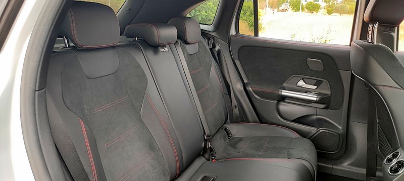 Mercedes-Benz GLA 2021, foto 13