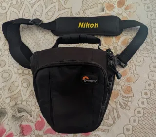 Cámara Canon EOS 4000D Negra