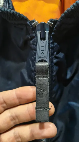 Chaqueta Alpha MA-1 Zip Hood Backprint