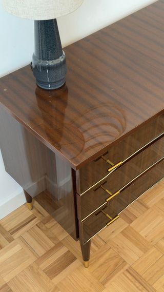 Cómoda y mesitas de noche Vintage